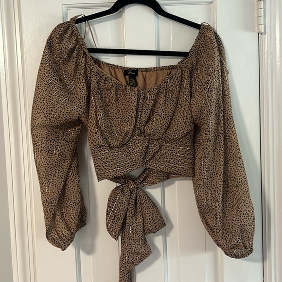 Crop top - Picture 1 of 2